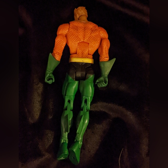 Aquaman DC Action Figure - Picture 5 of 6